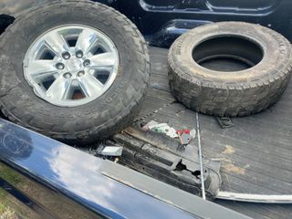 Vehicle Parts Image #3